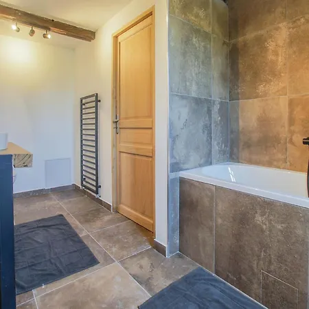 Villa In Peyrusse With Heated Pool And Sauna, Cleaning Included Villa