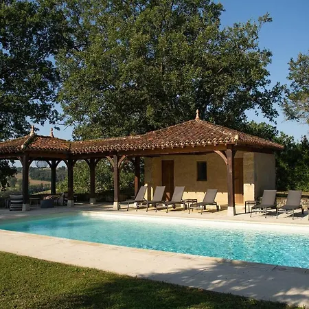 Villa In Peyrusse With Heated Pool And Sauna, Cleaning Included *