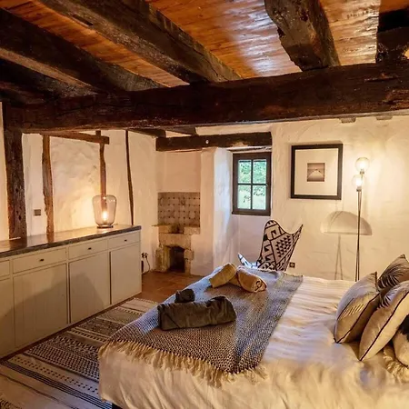 Villa In Peyrusse With Heated Pool And Sauna, Cleaning Included Villa *
